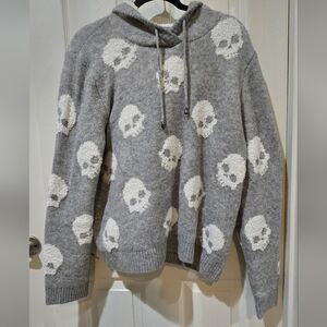 NWOT!! Cupcakes & Cashmere Skull Hoodie